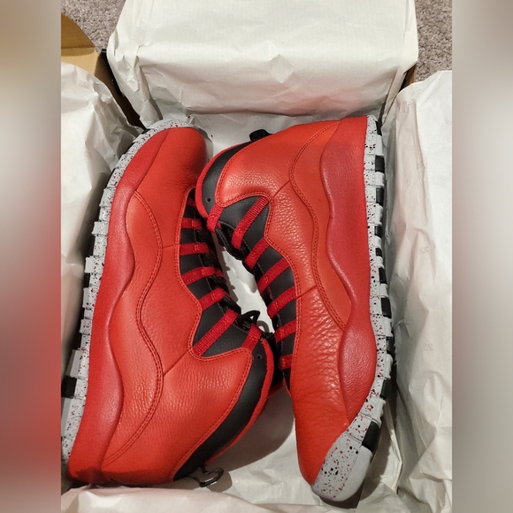 Air Jordan 10 Retro B.O.B. - Picture 1 of 7